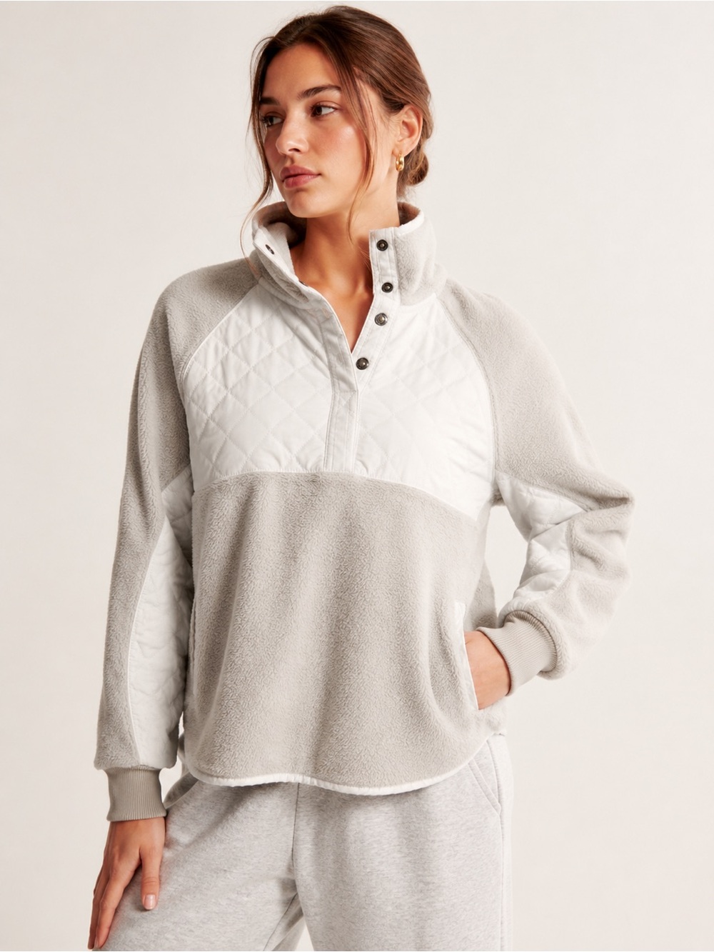 Abercrombie & Fitch Quilted Fleece Snap Pullover Sweatshirt Gray White Small